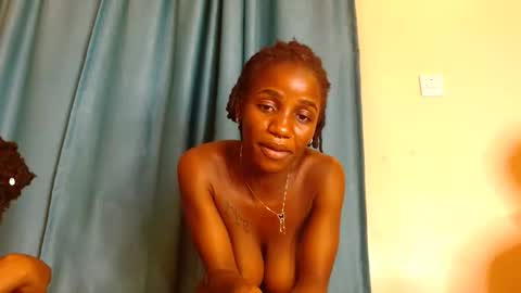 Snapshot of freaky_shamzzy chatting on 09.18.25 shamika online show from 09.18.25