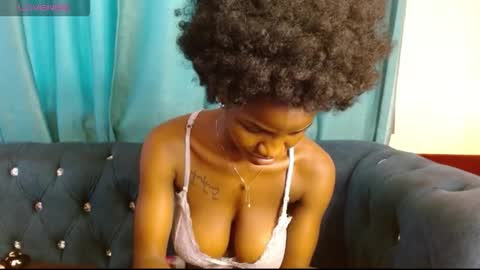 Snapshot of freaky_shamzzy chatting on 10.02.25 shamika online show from 10.02.25
