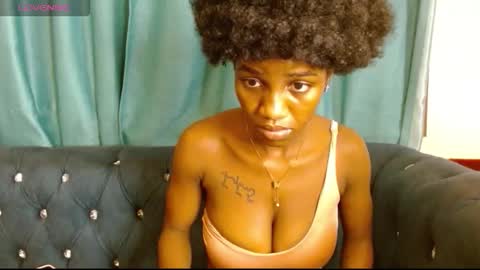 Snapshot of freaky_shamzzy chatting on 10.02.25 shamika online show from 10.02.25
