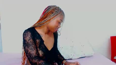 Snapshot of freakyscarlrt00 chatting on 09.24.25 FreakyScarlet00 online show from 09.24.25