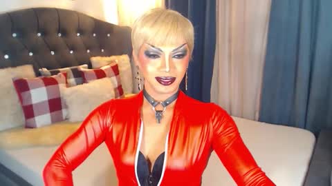 FREAKY ZIZI online show from 01.16.26