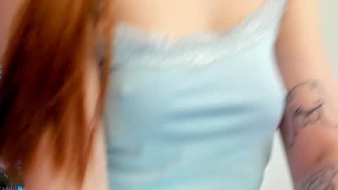 Snapshot of freckle_diyana chatting on 01.18.25 Diyana online show from 01.18.25