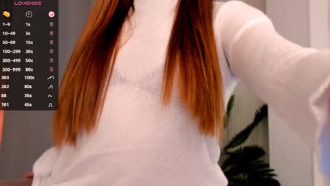 Snapshot of freckle_diyana chatting on 01.25.25 Diyana online show from 01.25.25