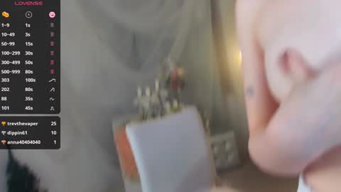 Snapshot of freckle_diyana chatting on 02.03.25 Diyana online show from 02.03.25