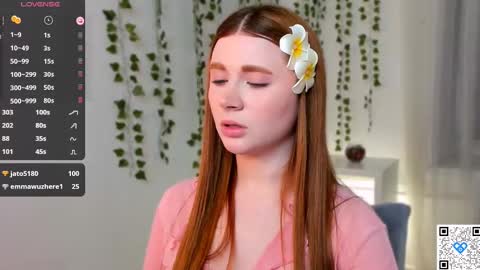 Snapshot of freckle_diyana chatting on 02.13.25 Diyana online show from 02.13.25