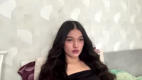 Mia online show from 07.15.26