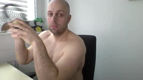 Snapshot of freddow chatting on 01.14.25 freddow online show from 01.14.25