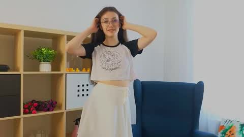 Hey im Olivia im glat to see you in mu room3 online show from 03.14.26