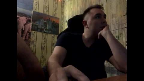 Snapshot of fredi_sweet chatting on 11.28.25 Fredi online show from 11.28.25