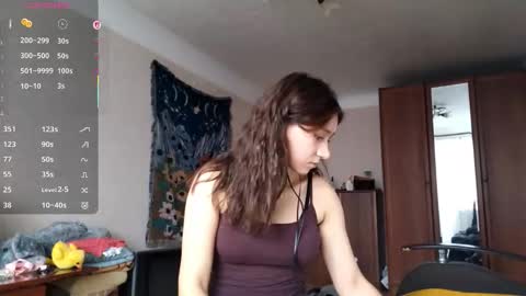 Snapshot of fredmurrietta chatting on 10.28.25 Mia online show from 10.28.25