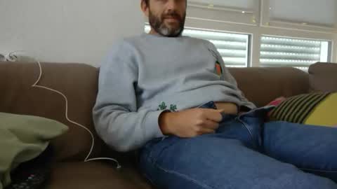 Snapshot of free_love_for_everyone chatting on 12.22.25 free_love_for_everyone online show from 12.22.25