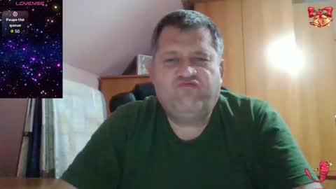 Snapshot of freeboy80180 chatting on 12.01.25 freeboy80180 online show from 12.01.25