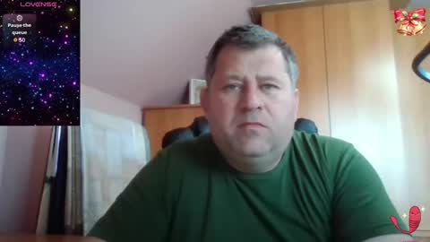 Snapshot of freeboy80180 chatting on 12.03.25 freeboy80180 online show from 12.03.25