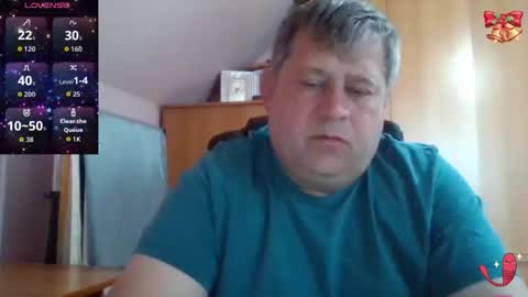 Snapshot of freeboy80180 chatting on 03.08.26 freeboy80180 online show from 03.08.26