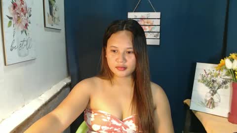 Yesia online show from 09.17.25