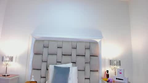 Frehia   online show from 05.03.26