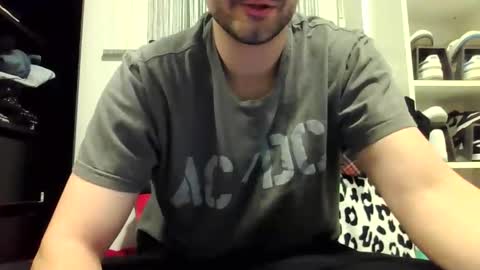 Snapshot of freklogas chatting on 03.02.26 freklogas online show from 03.02.26