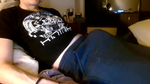 Snapshot of frenchms chatting on 02.14.25 frenchms online show from 02.14.25