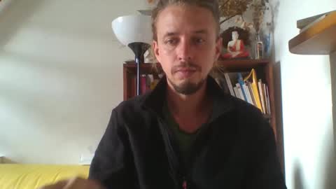 frenchyshy_ online show from 04.14.26