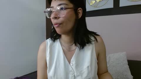 Snapshot of fresaanix chatting on 09.27.25 fresaanix online show from 09.27.25