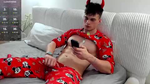 Snapshot of fresh_b1ood chatting on 02.23.25 Alex or Andrzej online show from 02.23.25