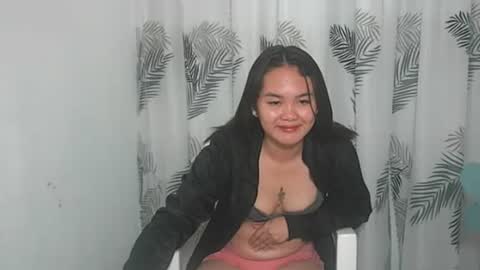 Snapshot of freshcum_kristyl chatting on 12.04.25 freshcum_kristyl online show from 12.04.25