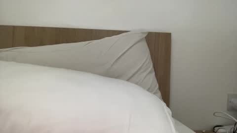 Snapshot of freshmanxxl chatting on 11.09.25 freshman imonyou98 online show from 11.09.25