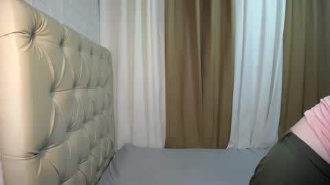 Snapshot of freshyklein chatting on 10.06.25 Savanna online show from 10.06.25