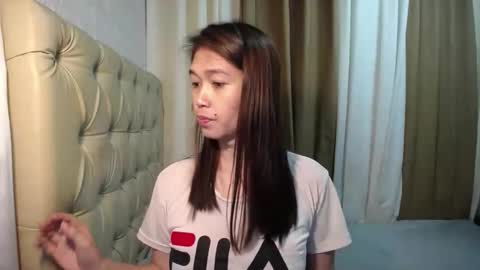 Snapshot of freshyklein chatting on 10.26.25 Savanna online show from 10.26.25