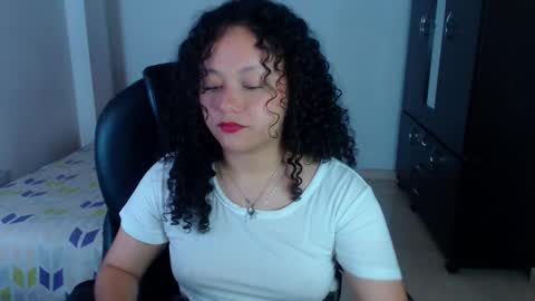 Snapshot of freud_x_louise1 chatting on 03.07.26 Louise online show from 03.07.26