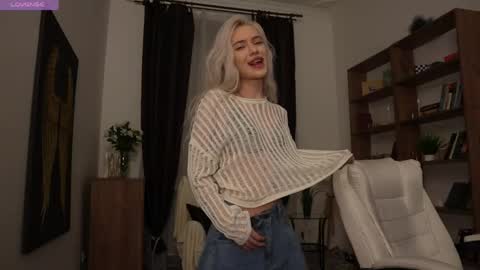 Freya online show from 04.30.26