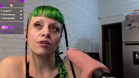 freyaa_sorceress online show from 09.22.25