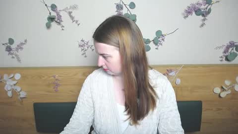 Snapshot of freyadak chatting on 12.01.24 FreyaDak online show from 12.01.24