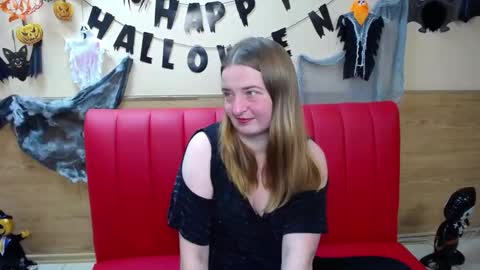 FreyaDak online show from 10.27.25