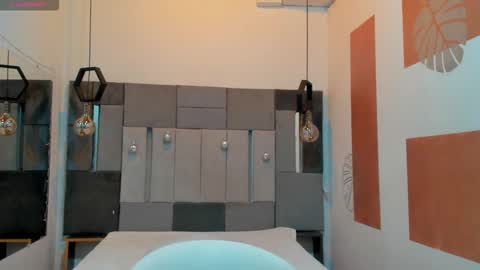  ALIS AND ALEX  online show from 12.15.25