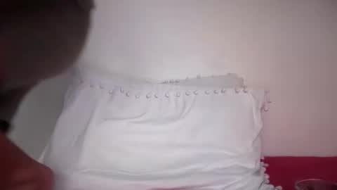 Snapshot of freyva_ chatting on 03.10.25 freyva_ online show from 03.10.25