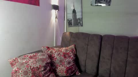 Frezzita online show from 11.05.25