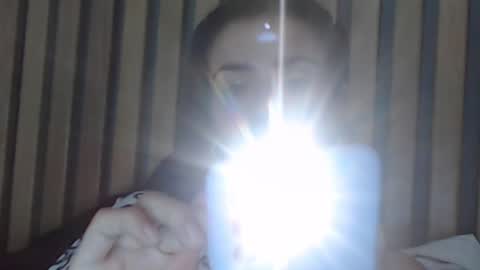 Snapshot of frida__x chatting on 12.27.24 Frida online show from 12.27.24