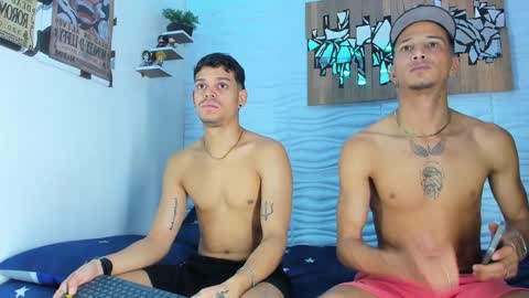 Snapshot of friendsofeverything_ chatting on 10.01.25 Adam y pitter online show from 10.01.25