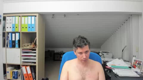 Snapshot of frikits chatting on 03.06.26 Francois online show from 03.06.26