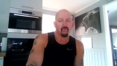 Snapshot of friskyneedsum chatting on 02.25.25 bob online show from 02.25.25