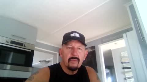 Snapshot of friskyneedsum chatting on 09.24.25 bob online show from 09.24.25