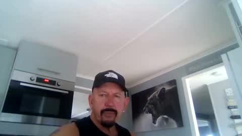 Snapshot of friskyneedsum chatting on 10.07.25 bob online show from 10.07.25