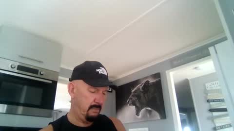 Snapshot of friskyneedsum chatting on 10.22.25 bob online show from 10.22.25