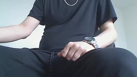 Snapshot of fritz12007 chatting on 12.21.25 sexykl online show from 12.21.25