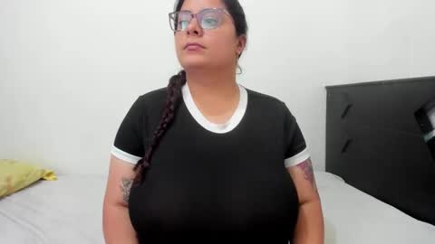 Lucy online show from 09.19.25