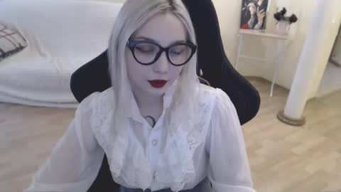 Lilith online show from 02.12.25