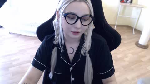 Lilith online show from 02.20.25