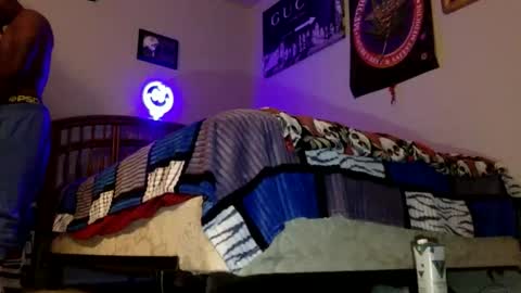 Snapshot of fromthabac chatting on 10.27.25 fromthabac online show from 10.27.25