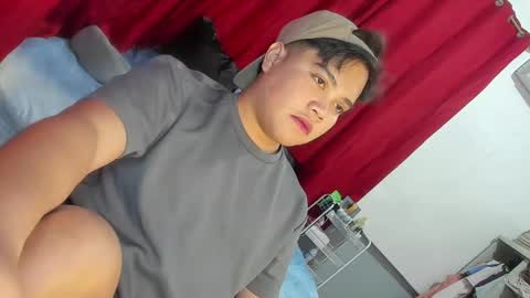 Snapshot of frostbite_69 chatting on 10.27.25 GABBY online show from 10.27.25